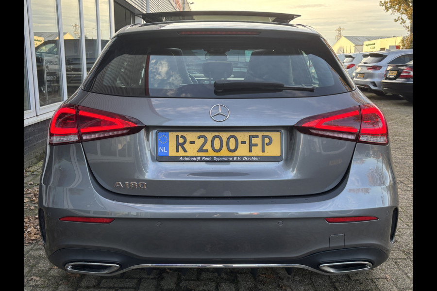 Mercedes-Benz A-Klasse 180 Premium Plus | AMG Styling | Pano | Sfeerverlichting | Stoelverwarming