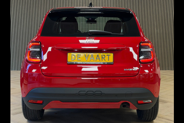 Fiat 600 1.2 HYBRID URBAN AUT. APPLE CARPLAY PARKEERSENSOREN CRUISE CONTROL AIRCO VERWARMDE VOORRUIT