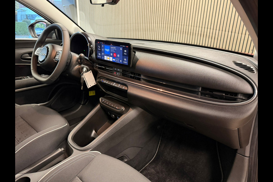 Fiat 600 1.2 HYBRID URBAN AUT. APPLE CARPLAY PARKEERSENSOREN CRUISE CONTROL AIRCO VERWARMDE VOORRUIT