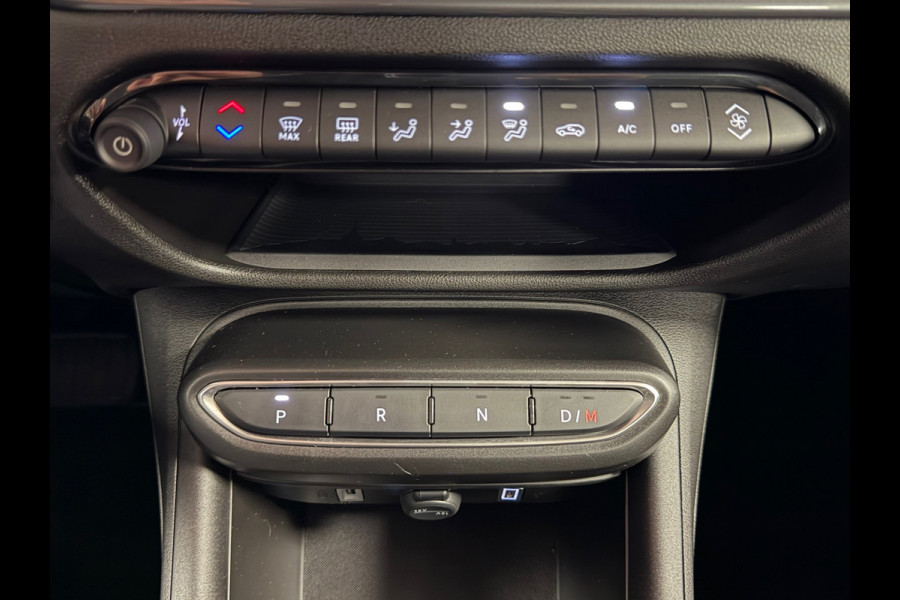 Fiat 600 1.2 HYBRID URBAN AUT. APPLE CARPLAY PARKEERSENSOREN CRUISE CONTROL AIRCO VERWARMDE VOORRUIT