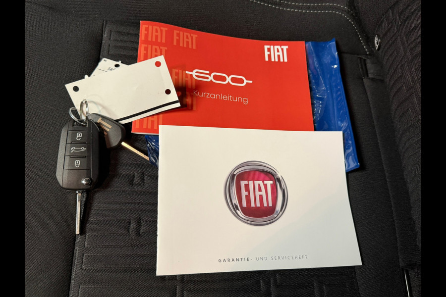 Fiat 600 1.2 HYBRID URBAN AUT. APPLE CARPLAY PARKEERSENSOREN CRUISE CONTROL AIRCO VERWARMDE VOORRUIT