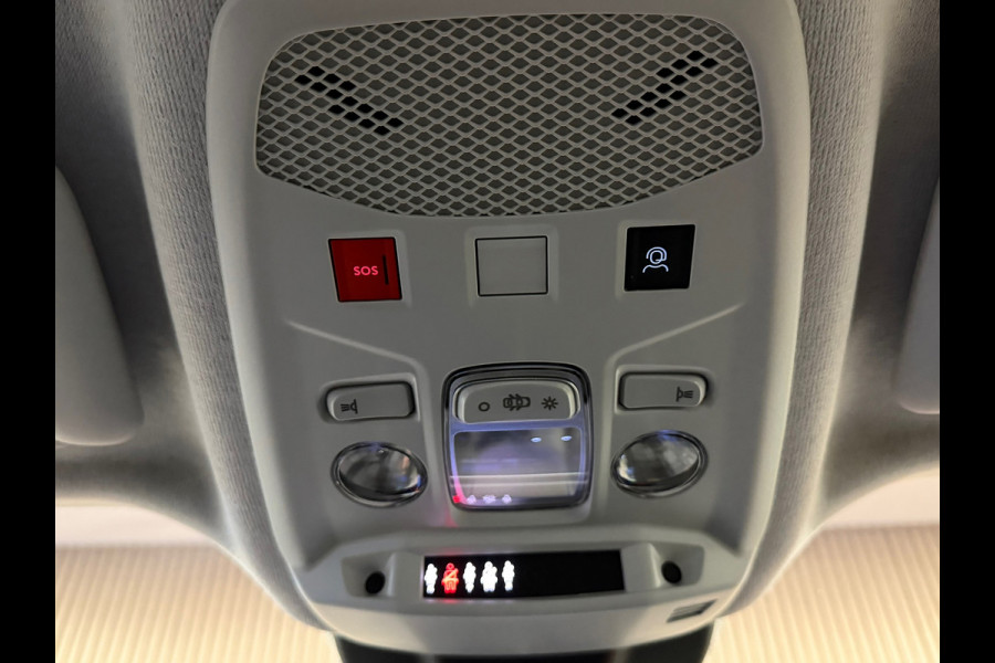 Fiat 600 1.2 HYBRID URBAN AUT. APPLE CARPLAY PARKEERSENSOREN CRUISE CONTROL AIRCO VERWARMDE VOORRUIT