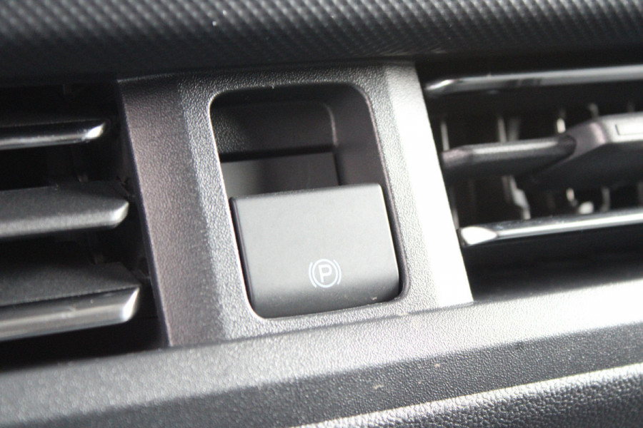 Ford Transit Custom 320 2.5 PHEV L2H1 Limited 232pk 8 Zits - 2x Schuif - Adaptive Cruise - Klimaat achterin - Keyless - Stoel/Stuurverwarming - Excl