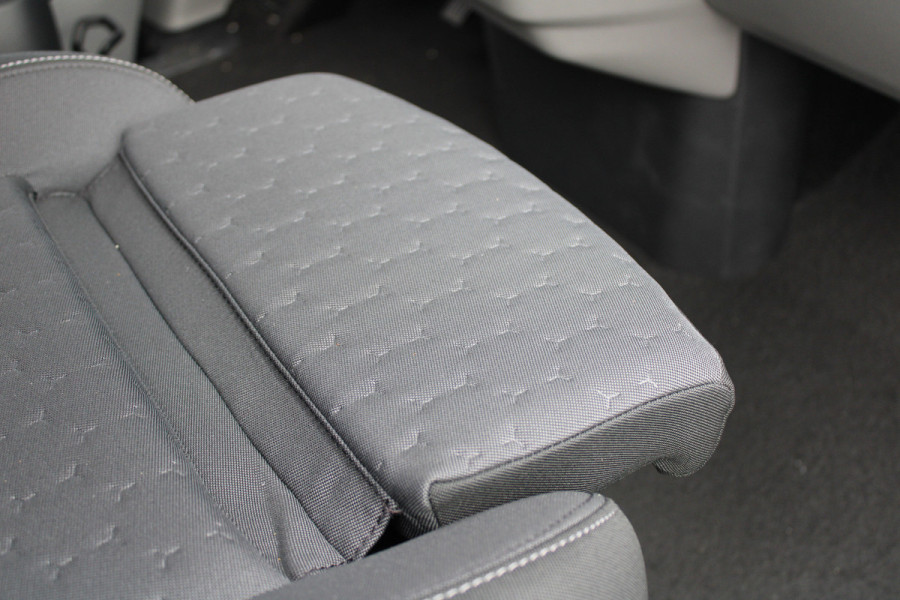 Ford Transit Custom 320 2.5 PHEV L2H1 Limited 232pk 8 Zits - 2x Schuif - Adaptive Cruise - Klimaat achterin - Keyless - Stoel/Stuurverwarming - Excl