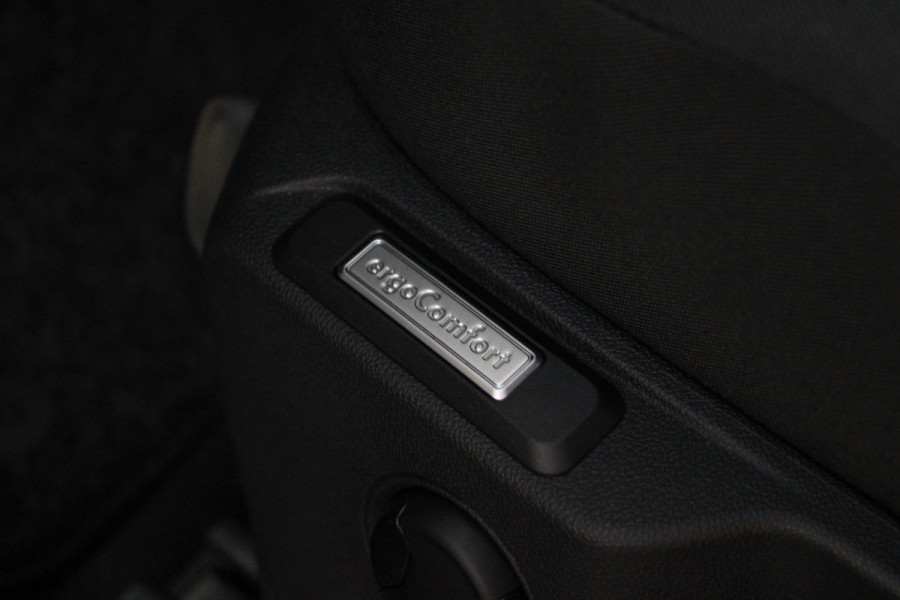 Volkswagen Caddy Cargo 2.0 TDI 122pk DSG7 - Carplay - Adaptive Cruise - Navigatie - Dig. cockpit - LED - Ergocomfort stoel - Stoelverwarming - All in p