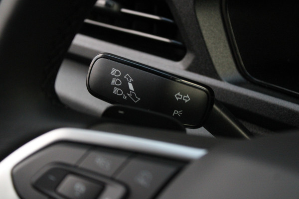 Volkswagen Caddy Cargo 2.0 TDI 122pk DSG7 - Carplay - Adaptive Cruise - Navigatie - Dig. cockpit - LED - Ergocomfort stoel - Stoelverwarming - All in p