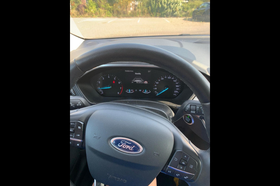 Ford Focus 1.0 EcoBoost Titanium Business 125pk | Full LED Koplampen | Adaptieve Cruise | Winterpack | 17 inch Lichtmetaal | Achteruitrijcamera