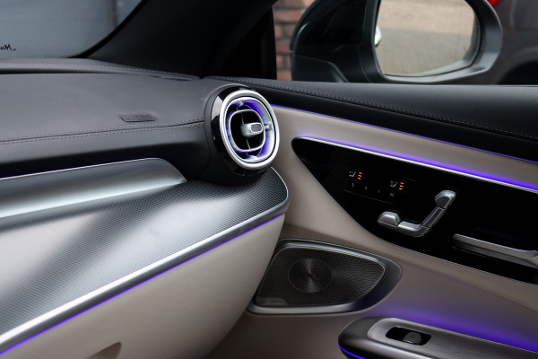 Mercedes-Benz CLE Cabriolet 200 AMG Line Aut9 | Memory | Distronic | Burmester | Airscarf | Verwarmd Stuurwiel | Leder | Camera | Keyless Go |