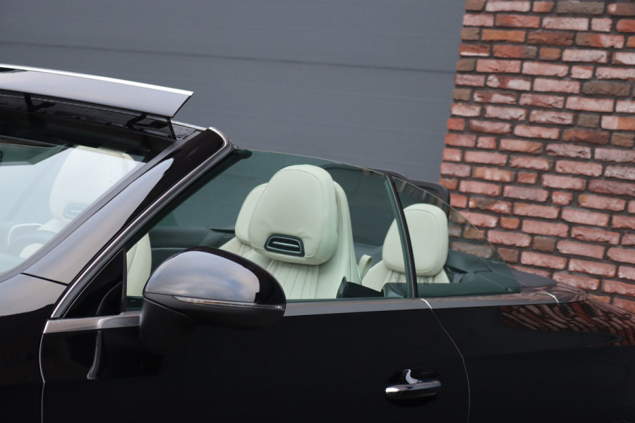 Mercedes-Benz CLE Cabriolet 200 AMG Line Aut9 | Memory | Distronic | Burmester | Airscarf | Verwarmd Stuurwiel | Leder | Camera | Keyless Go |