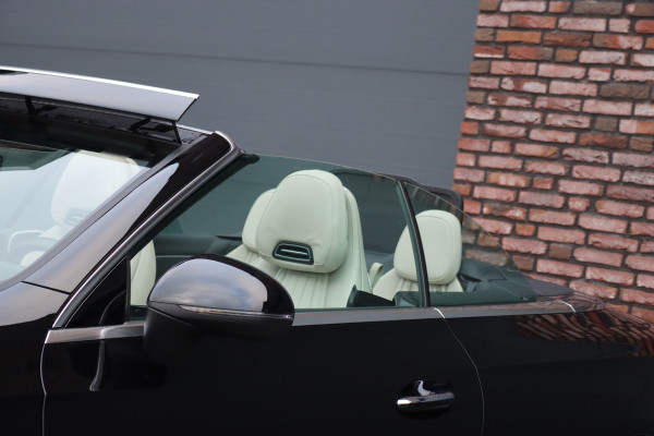 Mercedes-Benz CLE Cabriolet 200 AMG Line Aut9 | Memory | Distronic | Burmester | Airscarf | Verwarmd Stuurwiel | Leder | Camera | Keyless Go |