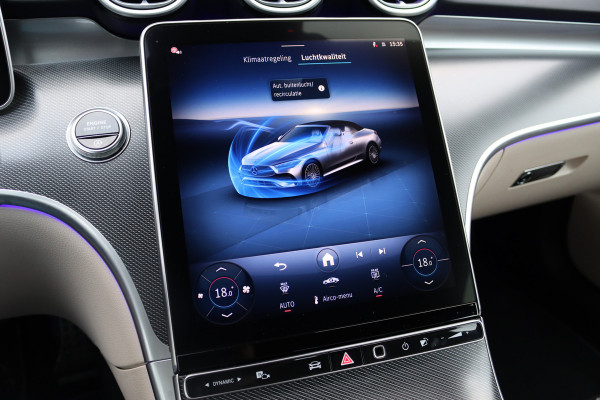 Mercedes-Benz CLE Cabriolet 200 AMG Line Aut9 | Memory | Distronic | Burmester | Airscarf | Verwarmd Stuurwiel | Leder | Camera | Keyless Go |