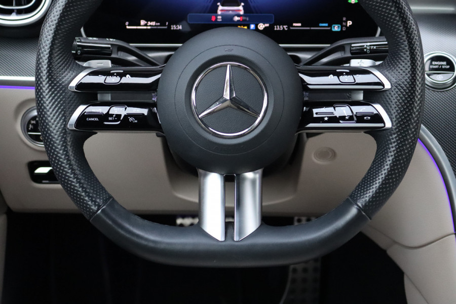 Mercedes-Benz CLE Cabriolet 200 AMG Line Aut9 | Memory | Distronic | Burmester | Airscarf | Verwarmd Stuurwiel | Leder | Camera | Keyless Go |