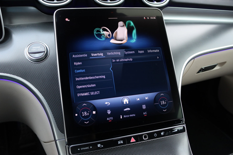 Mercedes-Benz CLE Cabriolet 200 AMG Line Aut9 | Memory | Distronic | Burmester | Airscarf | Verwarmd Stuurwiel | Leder | Camera | Keyless Go |