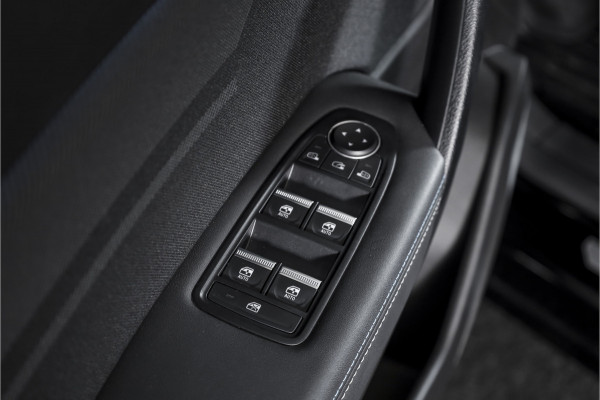 Renault Captur 1.3 mild hybrid 160 esprit Alpine - Automaat | Dig. Cockpit | Adapt. Cruise | Stoel-+Stuurverw. | PDC | Camera | NAV + App. Connect | ECC | LM 19" |  4221