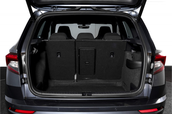 Škoda Karoq 1.5 TSI ACT 150 PK Sportline Business - Automaat | Trekhaak | Dig.Cockpit | Adapt.Cruise | Stoel-+Stuurverw. | Camera+PDC | NAV+App | LM 18'' |