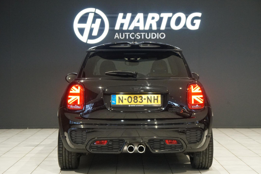 MINI Mini 2.0 Cooper S 180PK *HANDGESCHAKELD* + JCW KIT / KEYLESS