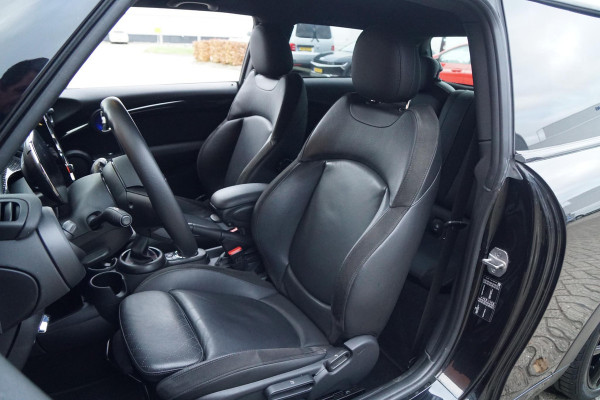 MINI Mini 2.0 Cooper S 180PK *HANDGESCHAKELD* + JCW KIT / KEYLESS