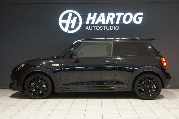 MINI Mini 2.0 Cooper S 180PK *HANDGESCHAKELD* + JCW KIT / KEYLESS