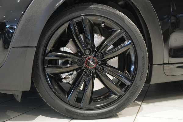 MINI Mini 2.0 Cooper S 180PK *HANDGESCHAKELD* + JCW KIT / KEYLESS