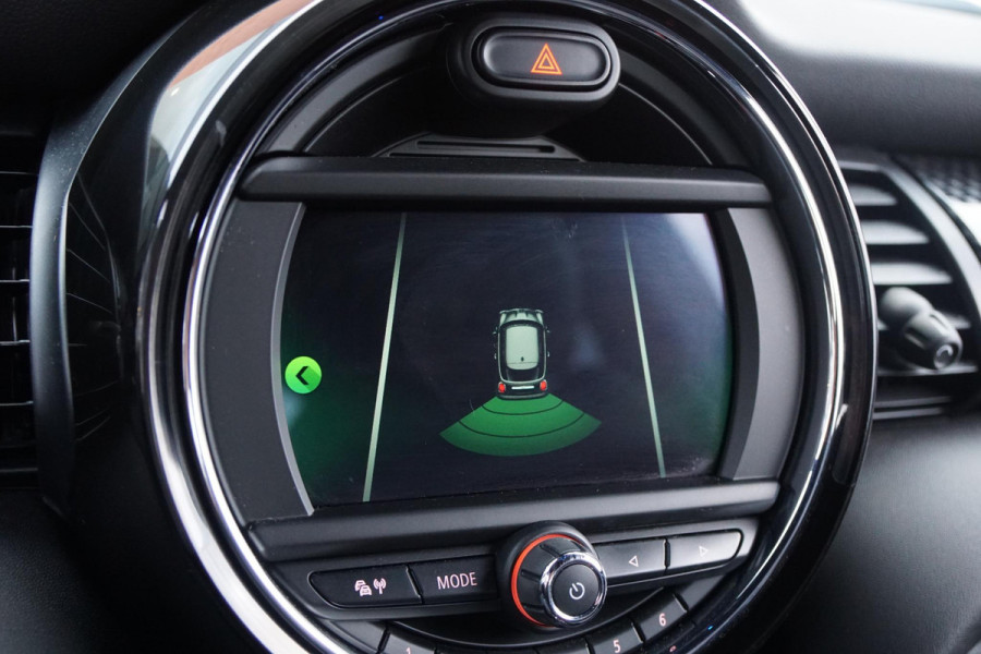 MINI Mini 2.0 Cooper S 180PK *HANDGESCHAKELD* + JCW KIT / KEYLESS