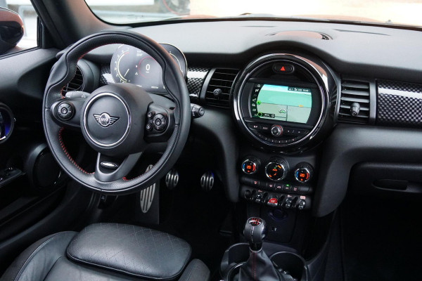MINI Mini 2.0 Cooper S 180PK *HANDGESCHAKELD* + JCW KIT / KEYLESS