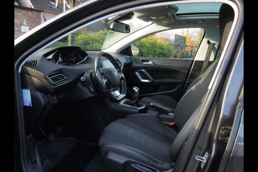 Peugeot 308 SW 1.2 PureTech Blue Lease Executive | Nieuwe Motor | Panoramadak | Apple Carplay | Trekhaak |