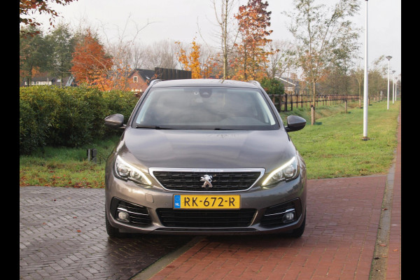 Peugeot 308 SW 1.2 PureTech Blue Lease Executive | Nieuwe Motor | Panoramadak | Apple Carplay | Trekhaak |