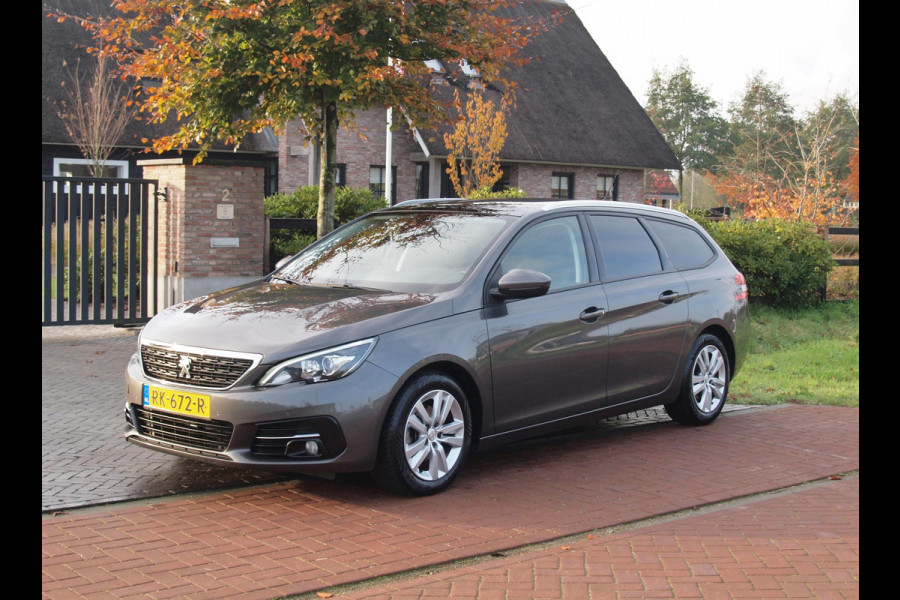 Peugeot 308 SW 1.2 PureTech Blue Lease Executive | Nieuwe Motor | Panoramadak | Apple Carplay | Trekhaak |