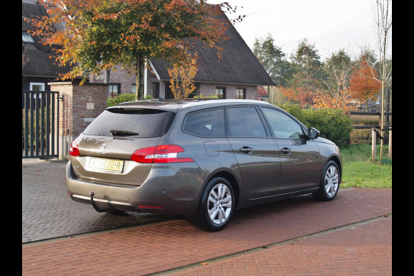 Peugeot 308 SW 1.2 PureTech Blue Lease Executive | Nieuwe Motor | Panoramadak | Apple Carplay | Trekhaak |