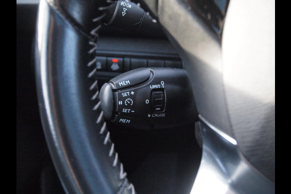 Peugeot 308 SW 1.2 PureTech Blue Lease Executive | Nieuwe Motor | Panoramadak | Apple Carplay | Trekhaak |