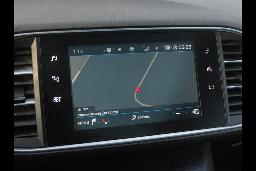 Peugeot 308 SW 1.2 PureTech Blue Lease Executive | Nieuwe Motor | Panoramadak | Apple Carplay | Trekhaak |