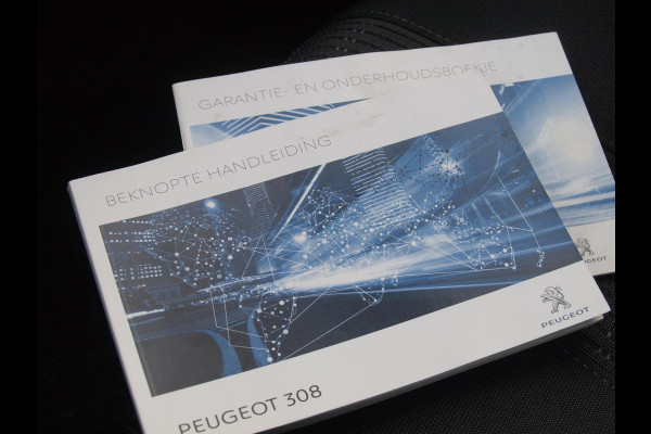 Peugeot 308 SW 1.2 PureTech Blue Lease Executive | Nieuwe Motor | Panoramadak | Apple Carplay | Trekhaak |