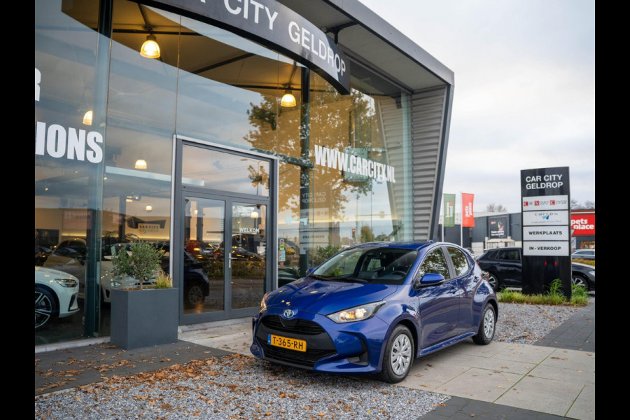 Toyota Yaris 1.5 Hybrid Active / Camera / Carplay / Active Cruise / NL-Auto