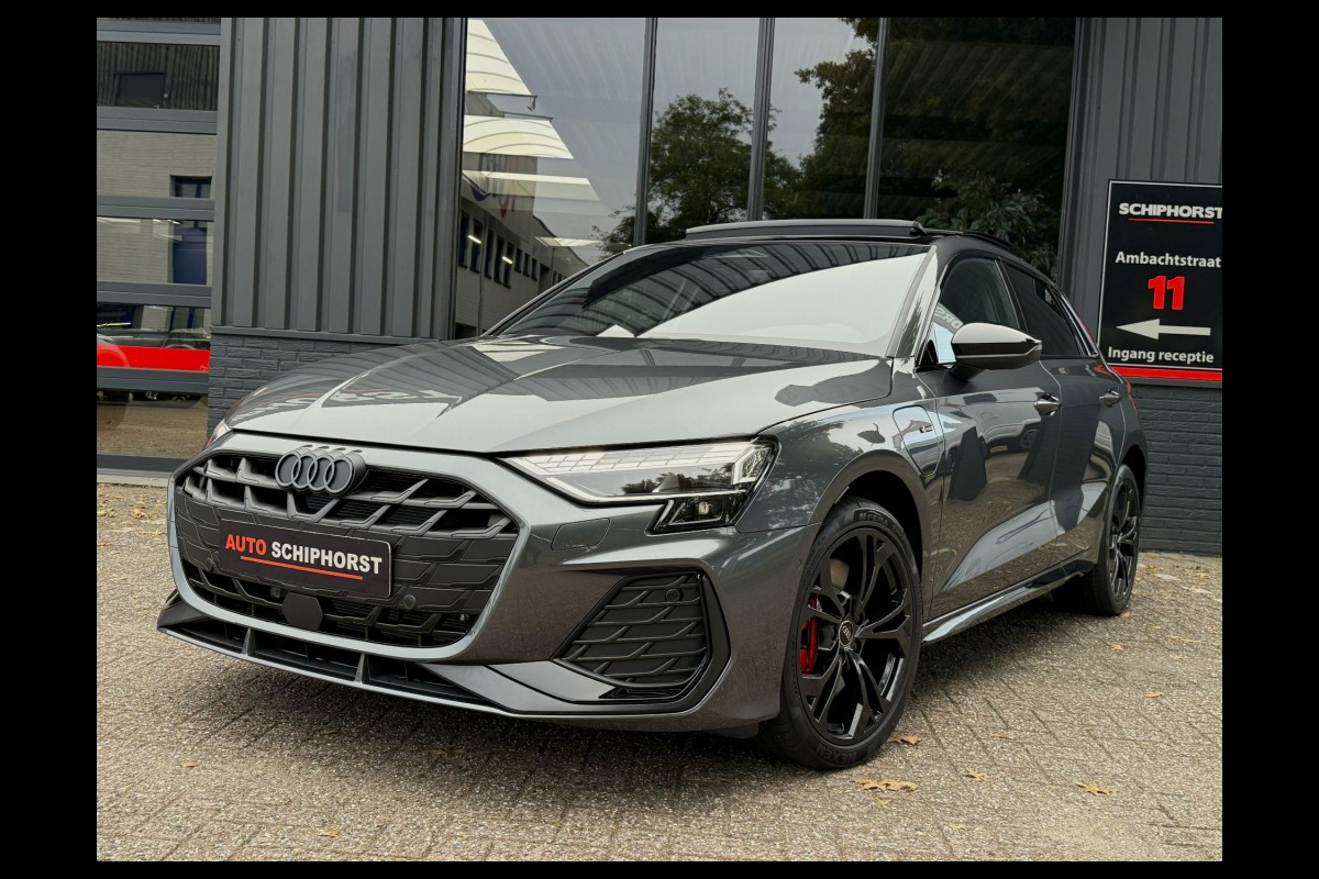 Audi A3 A3 sportback 45Tfsi e 3xS-line 272 pk Competition vol leer panorama dak