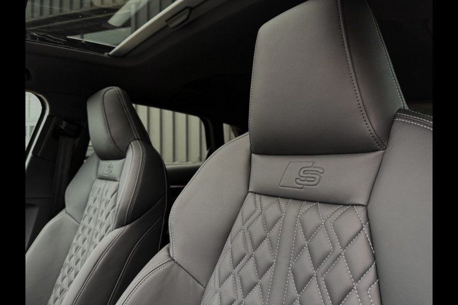 Audi A3 A3 sportback 45Tfsi e 3xS-line 272 pk Competition vol leer panorama dak