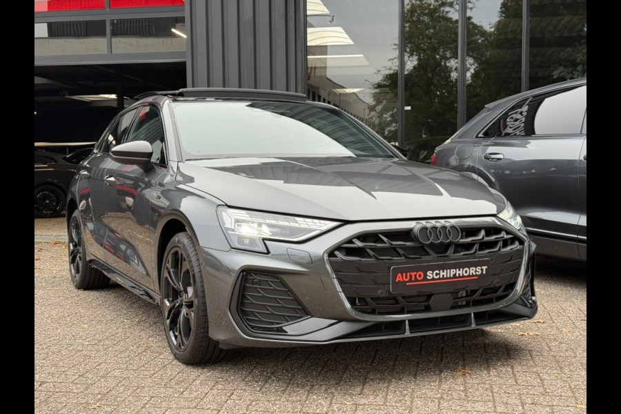 Audi A3 A3 sportback 45Tfsi e 3xS-line 272 pk Competition vol leer panorama dak