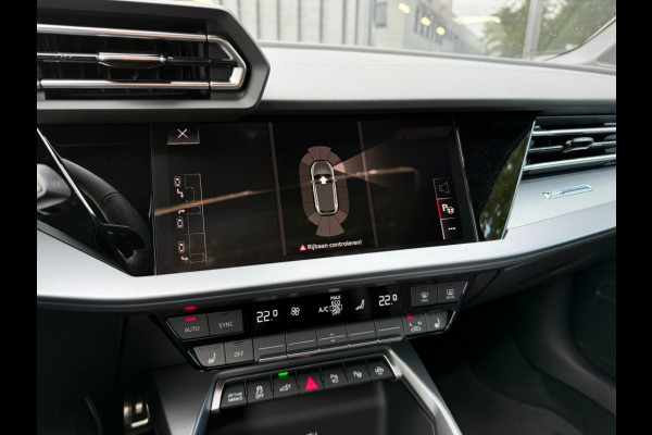 Audi A3 A3 sportback 45Tfsi e 3xS-line 272 pk Competition vol leer panorama dak