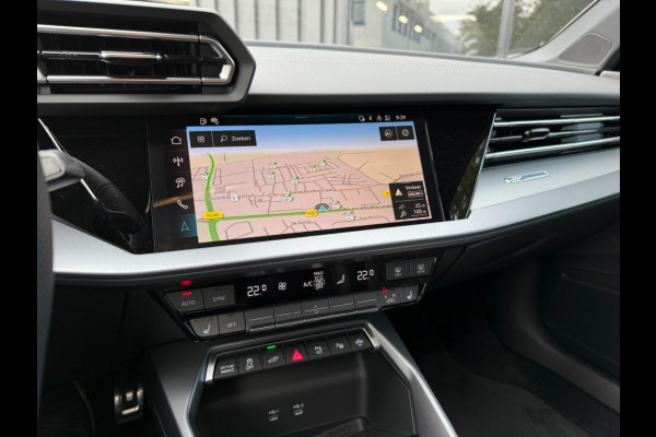 Audi A3 A3 sportback 45Tfsi e 3xS-line 272 pk Competition vol leer panorama dak