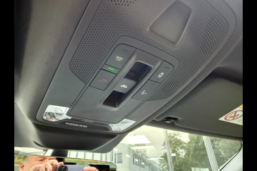 Audi A3 A3 sportback 45Tfsi e 3xS-line 272 pk Competition vol leer panorama dak