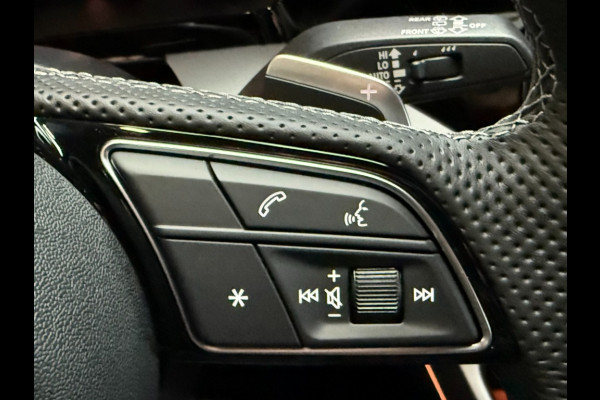 Audi A3 A3 sportback 45Tfsi e 3xS-line 272 pk Competition vol leer panorama dak