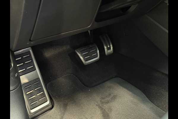 Audi A3 A3 sportback 45Tfsi e 3xS-line 272 pk Competition vol leer panorama dak