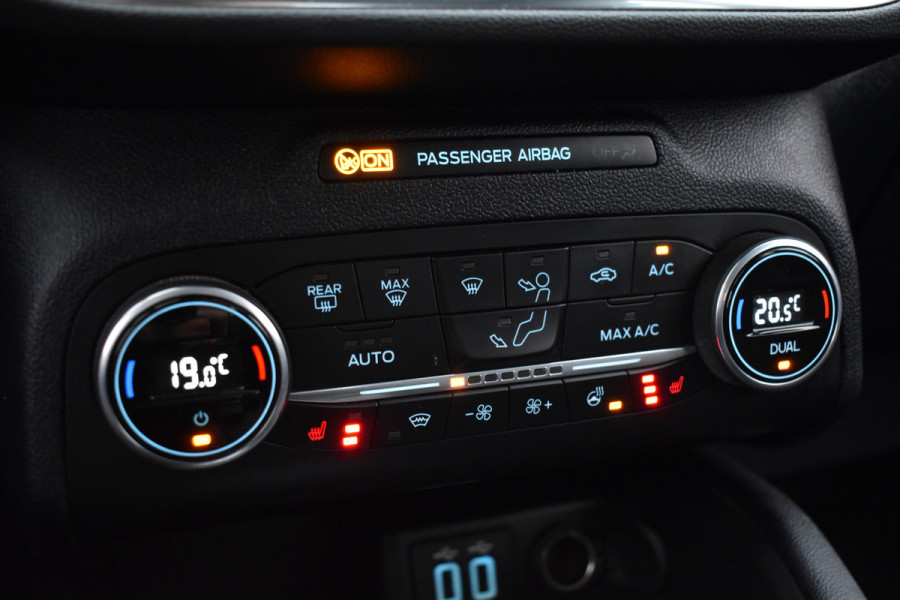 Ford Kuga 2.5 PHEV 225PK AUT. TITANIUM TREKHAAK/NAVI/CAMERA