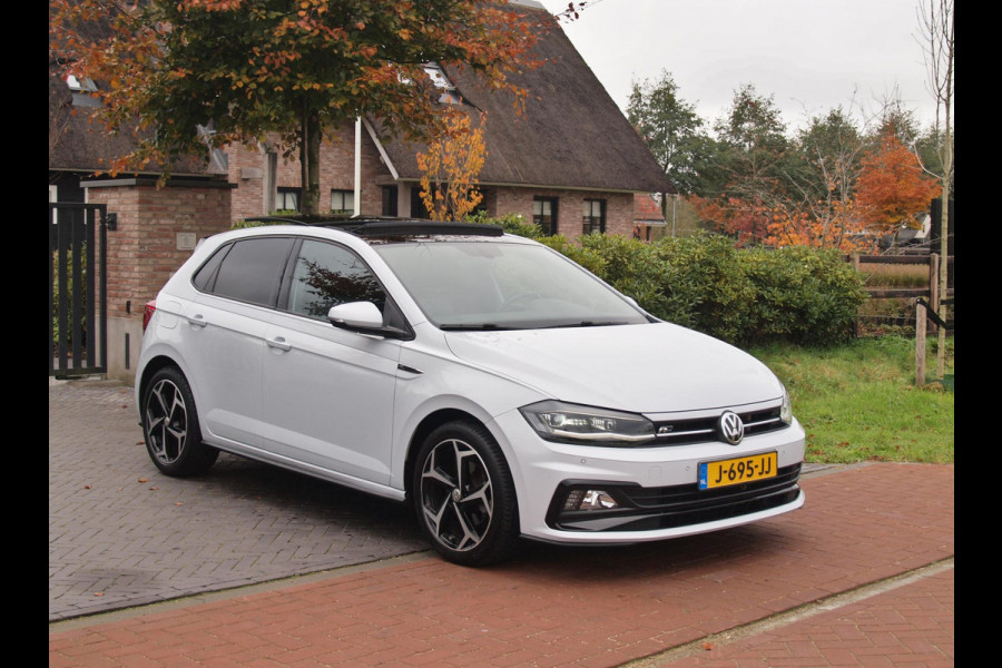 Volkswagen Polo 1.0 TSI Highline Business R | Dubbele R-Line | Panoramadak | Camera | Apple Carplay | Led Koplampen | Automaat |