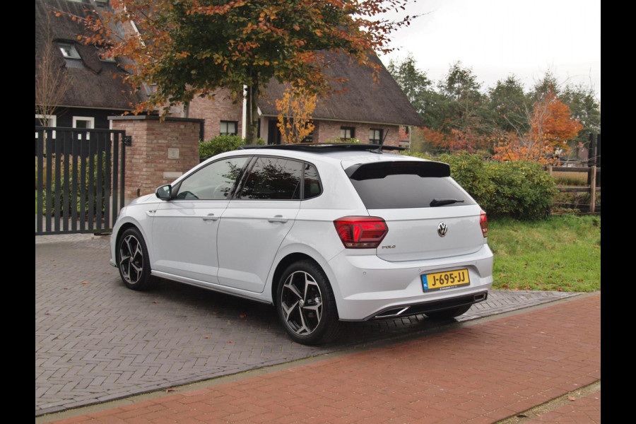 Volkswagen Polo 1.0 TSI Highline Business R | Dubbele R-Line | Panoramadak | Camera | Apple Carplay | Led Koplampen | Automaat |