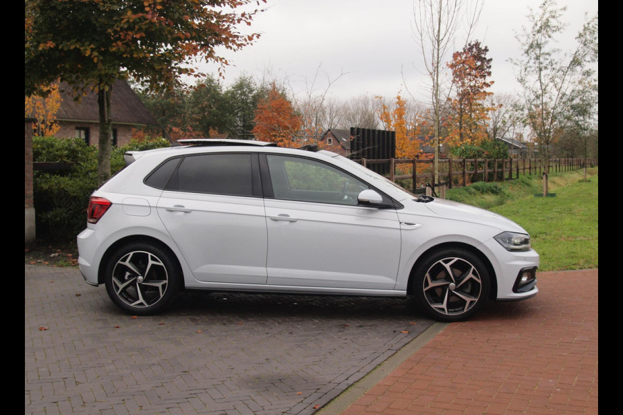 Volkswagen Polo 1.0 TSI Highline Business R | Dubbele R-Line | Panoramadak | Camera | Apple Carplay | Led Koplampen | Automaat |