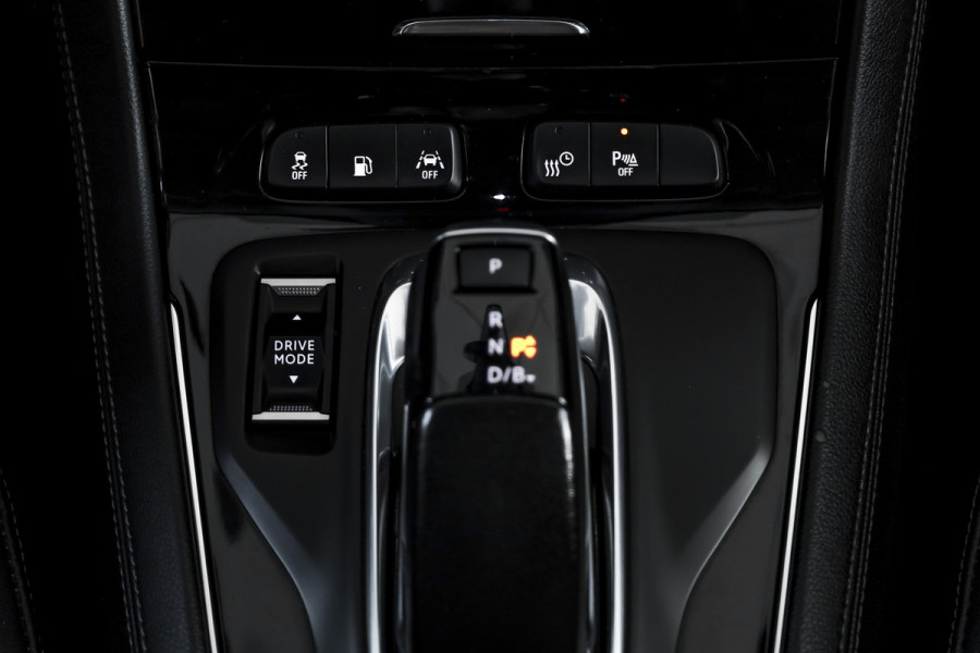 Opel Grandland X 1.6 Turbo Hybrid Ultimate - Automaat | Adapt. Cruise | Stoel-+Voorruitverw. | Stoelventilatie | PDC | 360 Camera | NAV + App. Connect | ECC | Elek. Klep | Trekhaak| LM 19" |