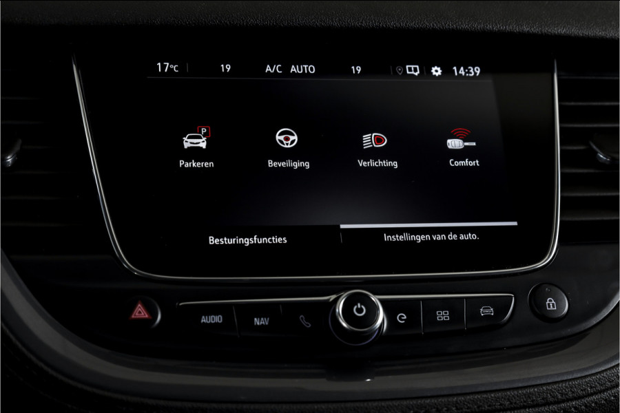 Opel Grandland X 1.6 Turbo Hybrid Ultimate - Automaat | Adapt. Cruise | Stoel-+Voorruitverw. | Stoelventilatie | PDC | 360 Camera | NAV + App. Connect | ECC | Elek. Klep | Trekhaak| LM 19" |