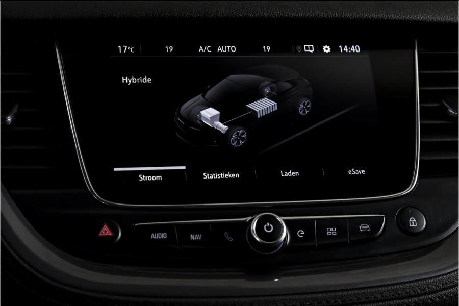 Opel Grandland X 1.6 Turbo Hybrid Ultimate - Automaat | Adapt. Cruise | Stoel-+Voorruitverw. | Stoelventilatie | PDC | 360 Camera | NAV + App. Connect | ECC | Elek. Klep | Trekhaak| LM 19" |