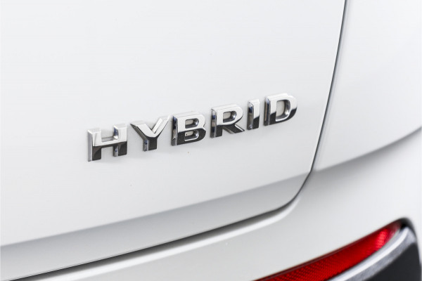 Opel Grandland X 1.6 Turbo Hybrid Ultimate - Automaat | Adapt. Cruise | Stoel-+Voorruitverw. | Stoelventilatie | PDC | 360 Camera | NAV + App. Connect | ECC | Elek. Klep | Trekhaak| LM 19" |