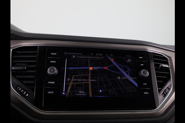 Volkswagen T-Roc 1.0 TSI Style 110 pk | Navigatie | Parkeersensoren | Achteruitrijcamera | Autom. airco | Adaptieve crusie control | Apple Carplay/Android Auto |